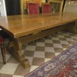 662 7437 DINING TABLE